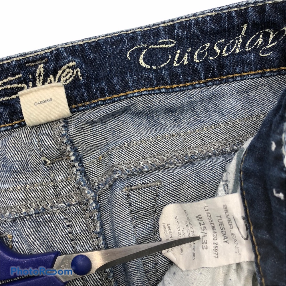 Silver Jeans Tuesday Distressed Boot Cut Jeans - Picture 5 of 8